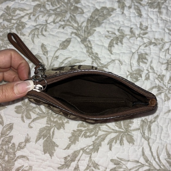 Coach Wristlet - Classic Signature Coach Design - Picture 8 of 8